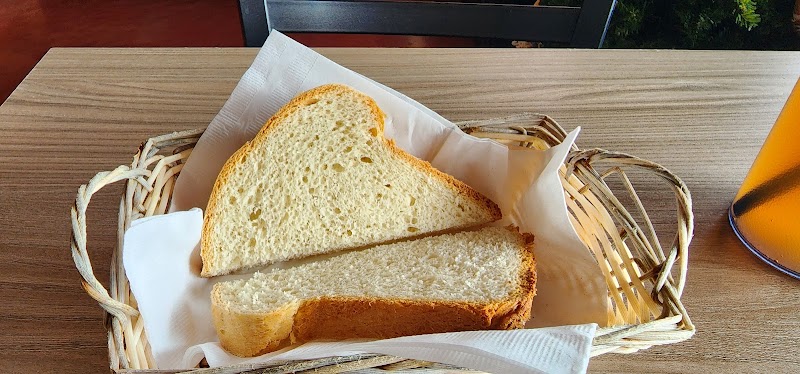Soup & Sausage Bistro - photo 4