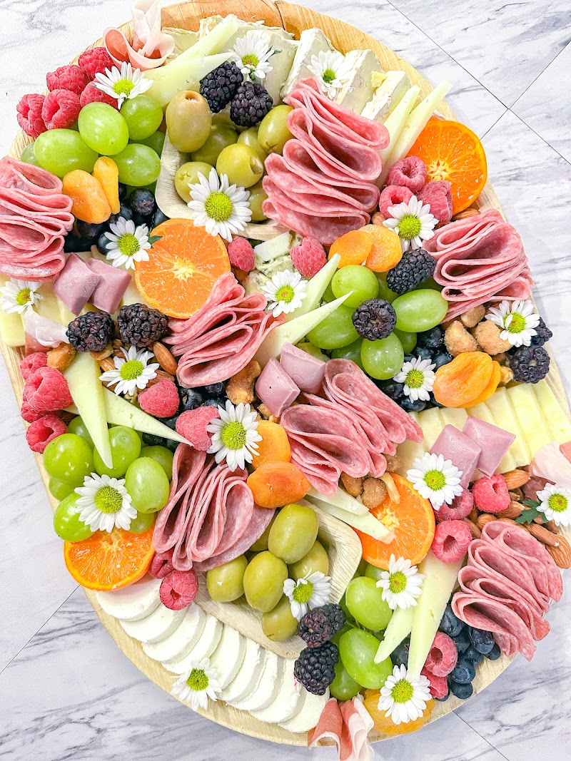 Berries + Honey | Charcuterie - Venue - Events - photo 2