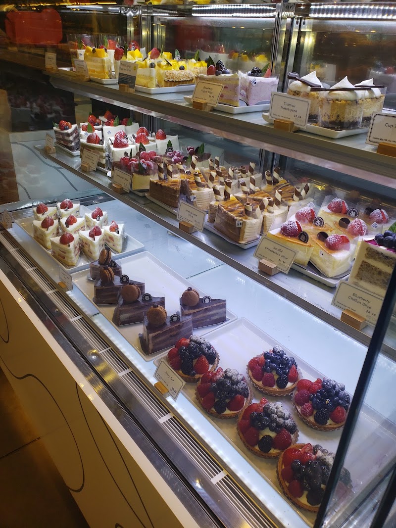 Middle Neck Glatt Catering Deli & Butcher - photo 3