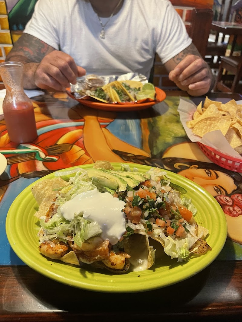 El Mezcal Mexican Restaurant (Oakland, TN) - photo 3