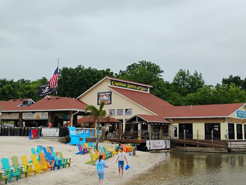 Captain Ron's Bar & Grill - photo 3