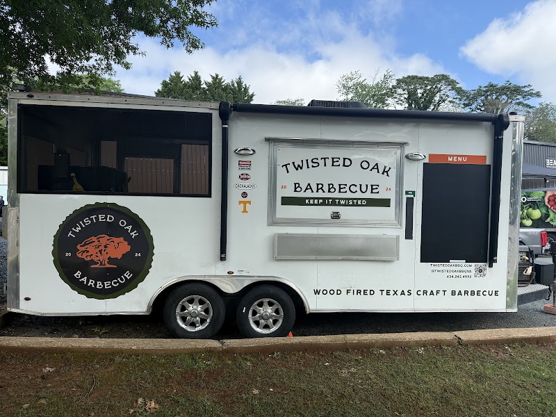 Twisted Oak Barbecue - photo 2