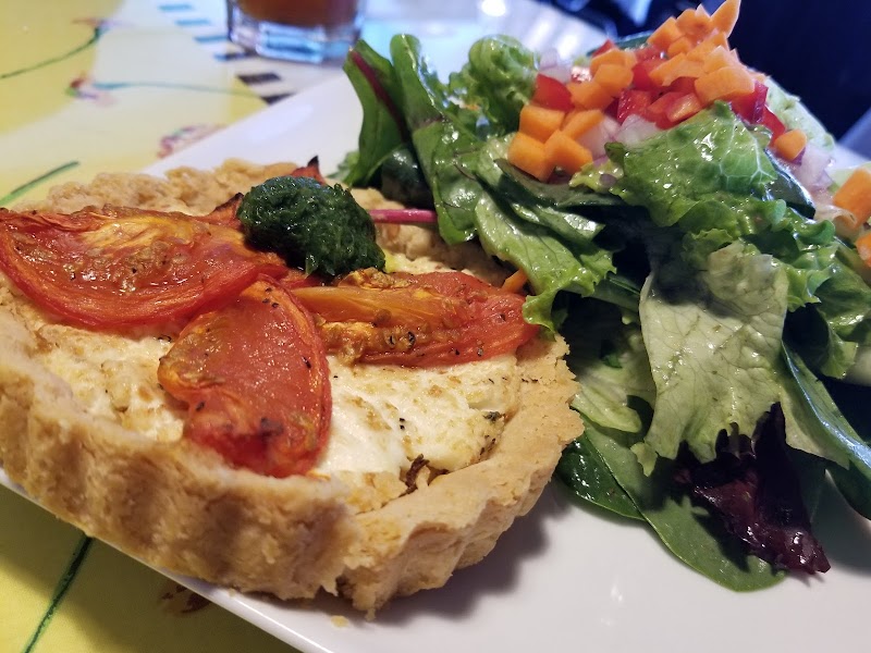 Cravings Restaurant - Catering in Webster Groves, Missouri