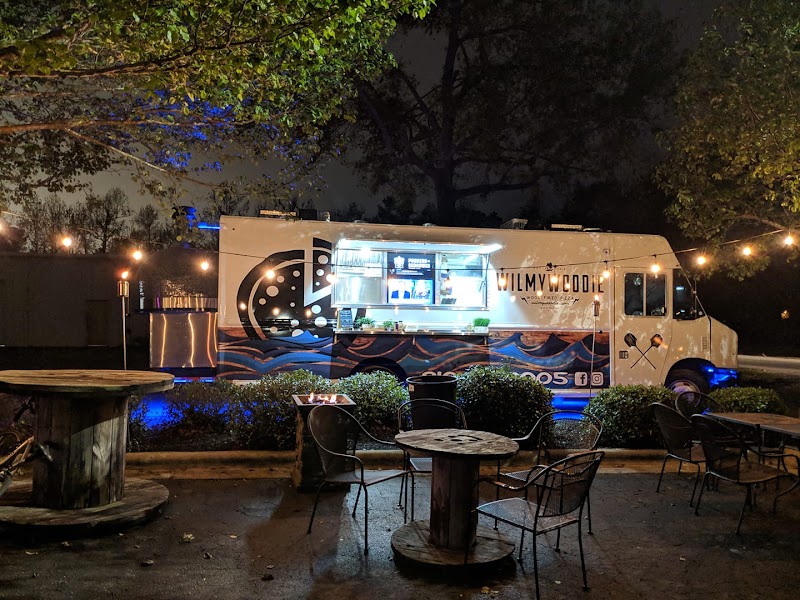WilmyWoodie Food Truck - Catering in Hampstead, North Carolina