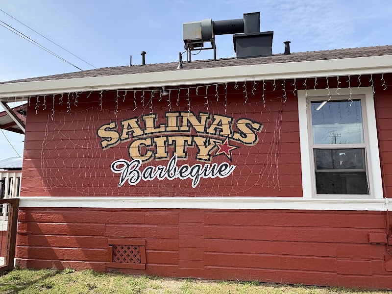 Salinas City BBQ - photo 2