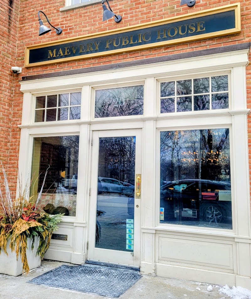 Maevery Public House - Catering in Lake Bluff, Illinois