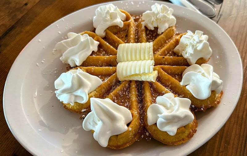 Crest Cafe & Catering - Catering in Alpine Meadows, California