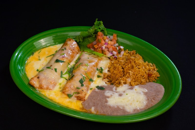 La Fiesta Restaurant & Cantina - photo 2