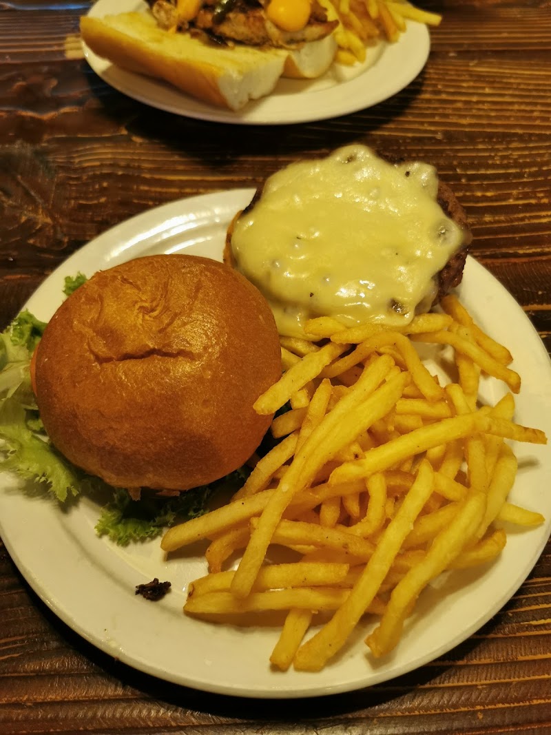 Grizzly Grill - photo 3