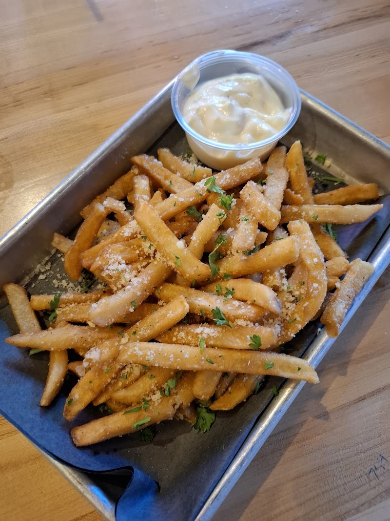 Latitude 42° Brewing Company Portage - photo 3