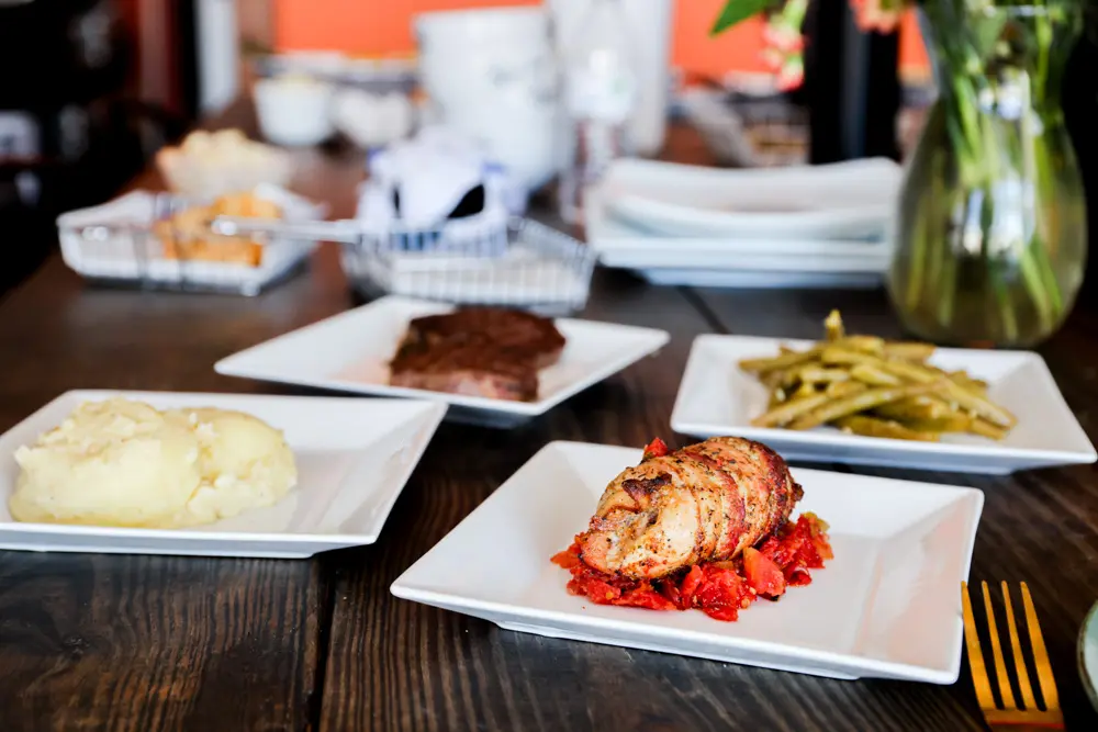 EJ 2Step Caterers and Café - photo 3
