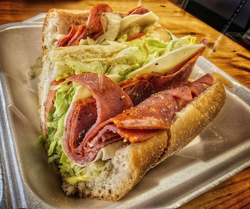 Ippolito Italian Deli - photo 2