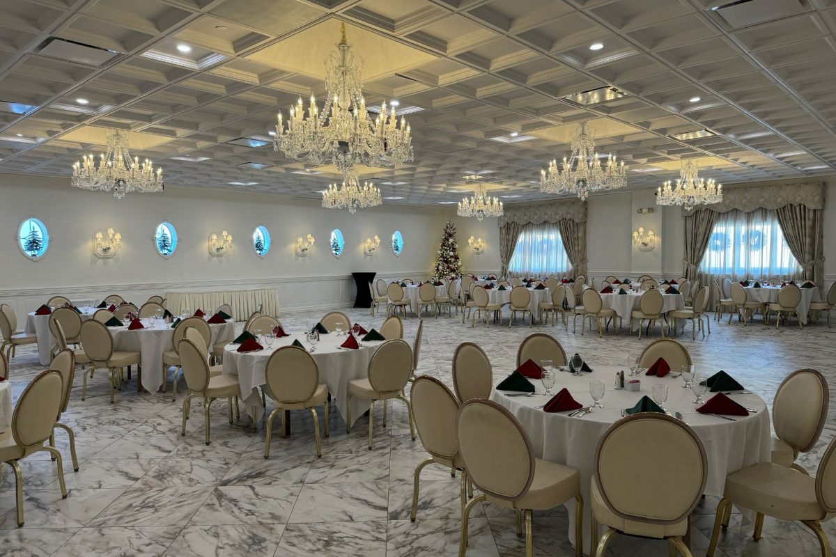Chandelier Catering - photo 2