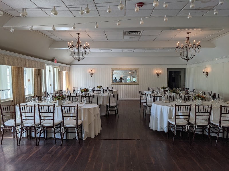 Mirabelle Restaurant & Tavern - Catering in Stony Brook, New York