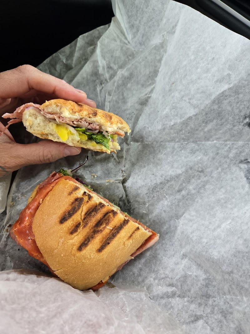 Picasso Deli - photo 4