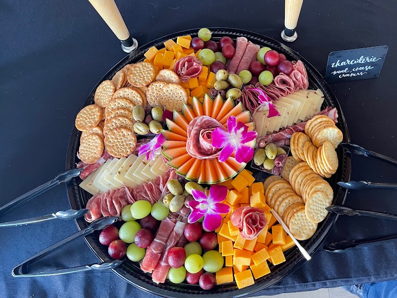 Back Home In Lahaina - Catering in Carson, California