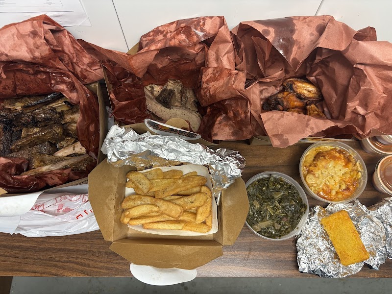 Cobbs Southern BBQ - photo 4
