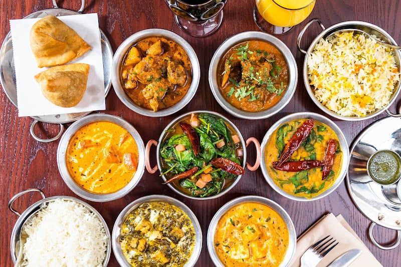 Everest Indian Cuisine - Catering in Evanston, Illinois
