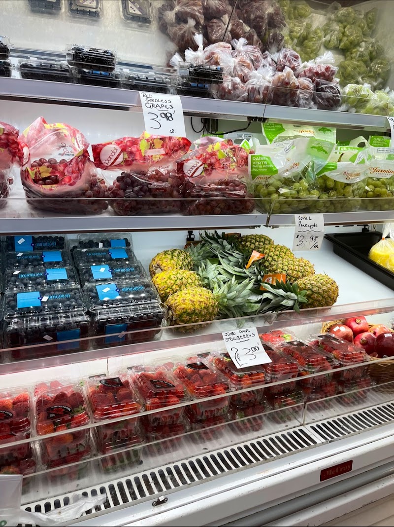 Lambert's Rainbow Market - photo 5