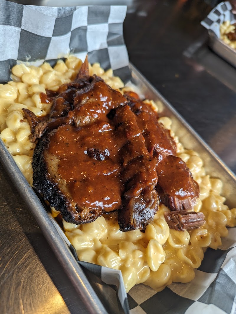 The Smoke N' Pig BBQ - photo 3