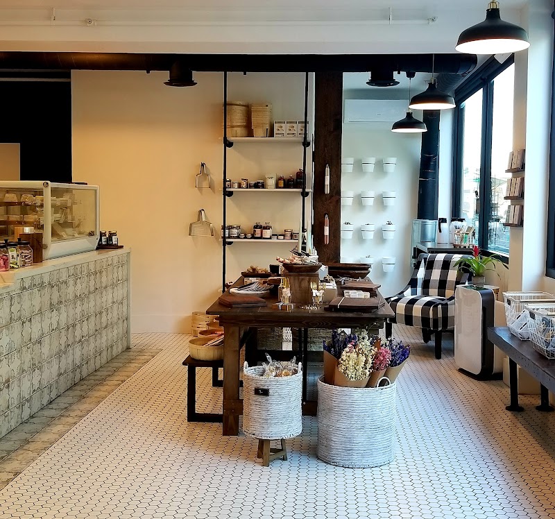Ollie's American Cheese + Provisions - photo 5
