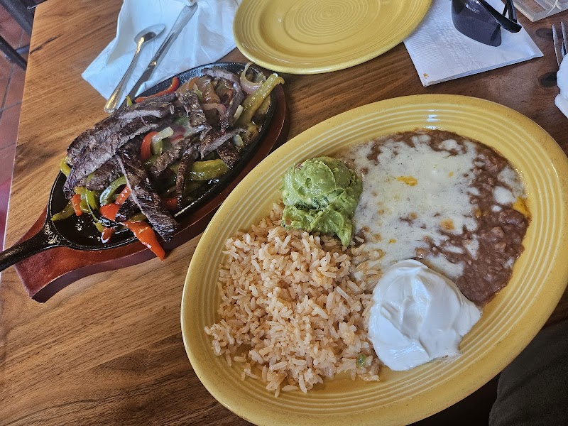 Delgado's Mexican Restaurant - photo 2