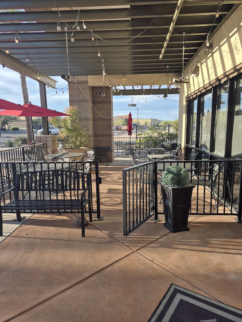 Valentino's Eatery - photo 4