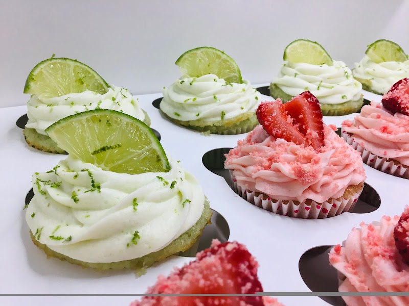 Sweetlipz Desserts- Food Truck - Catering in Pompano Beach, Florida