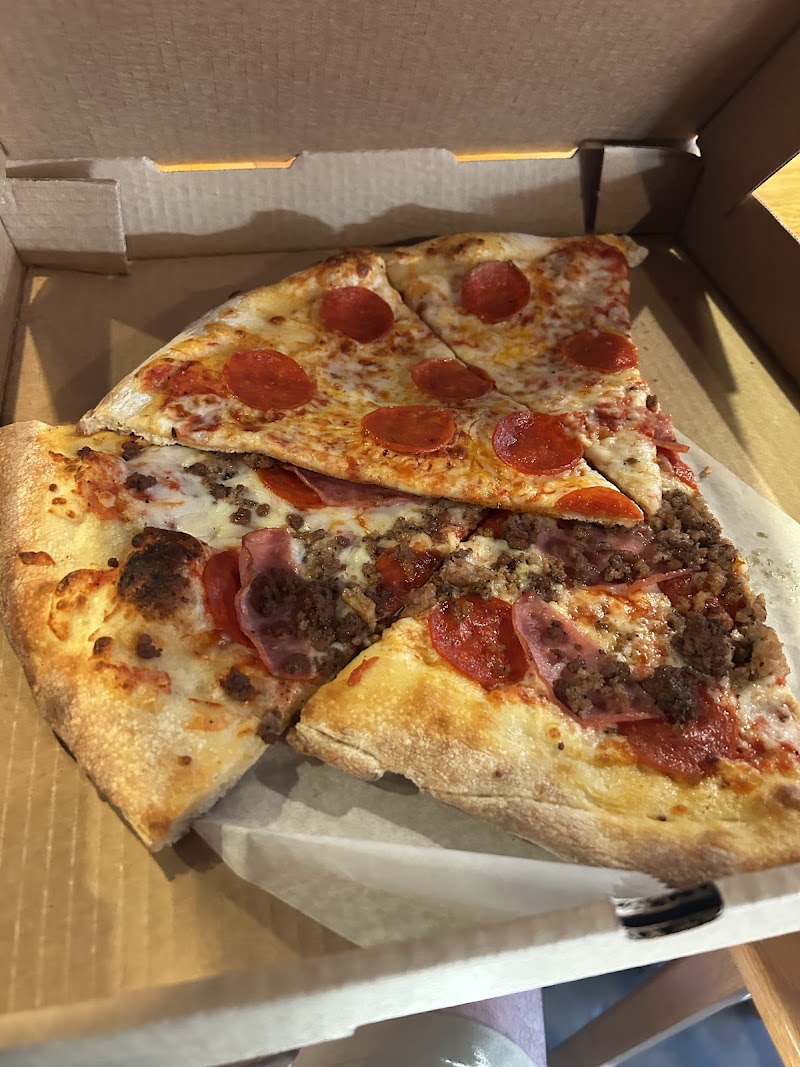 Shorty's Pizza Shack - photo 4