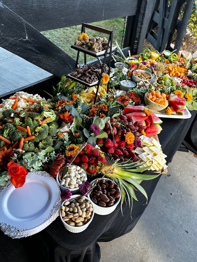 Piggin Out Catering - photo 2