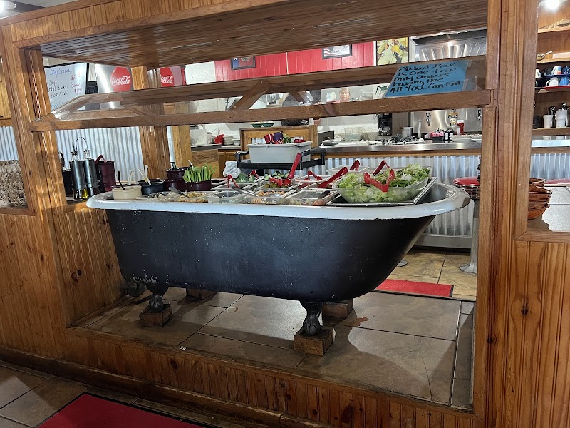 Isaack Restaurant - photo 4