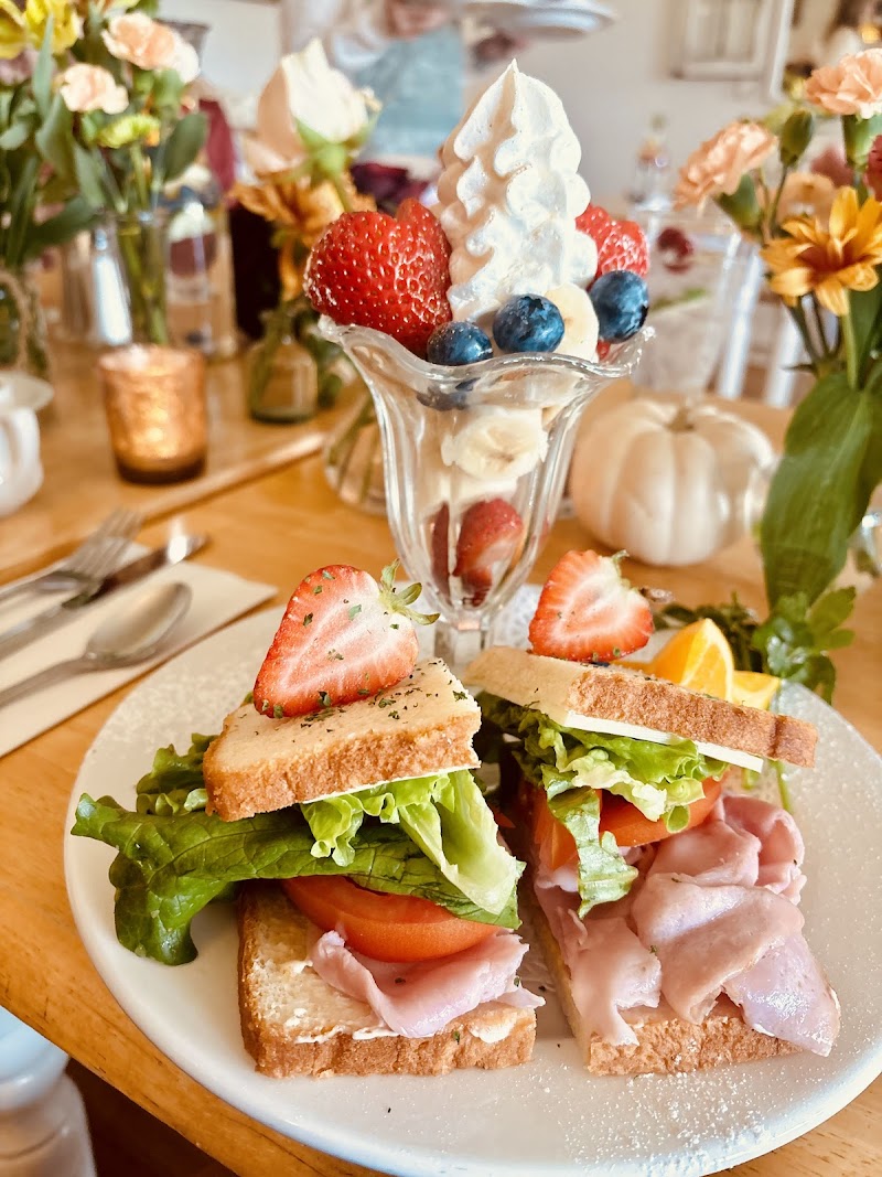 The White House Cafe - photo 3