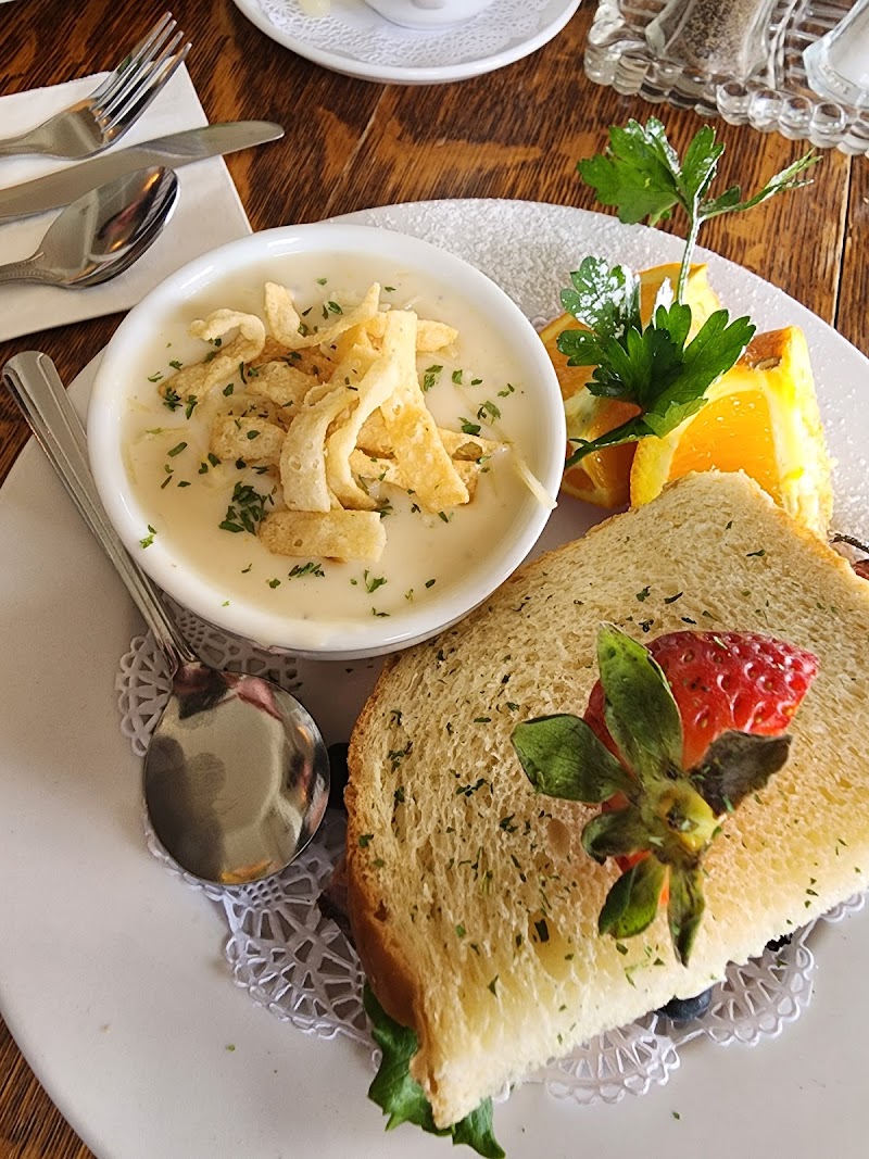 The White House Cafe - photo 5