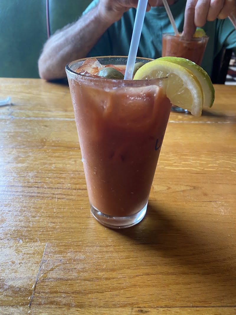 The Cluckin' Cafe - photo 5