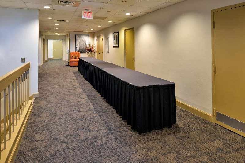 The Hawthorne Inn & Conference Center - photo 2