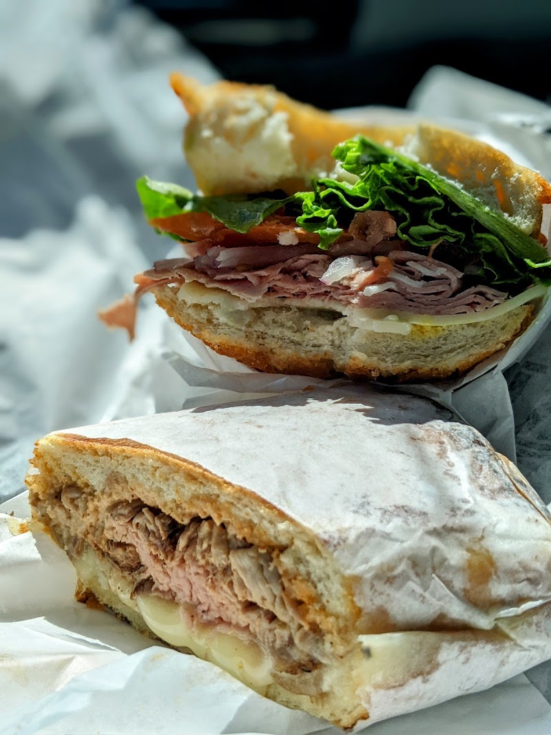 The Vineburg Deli - photo 2