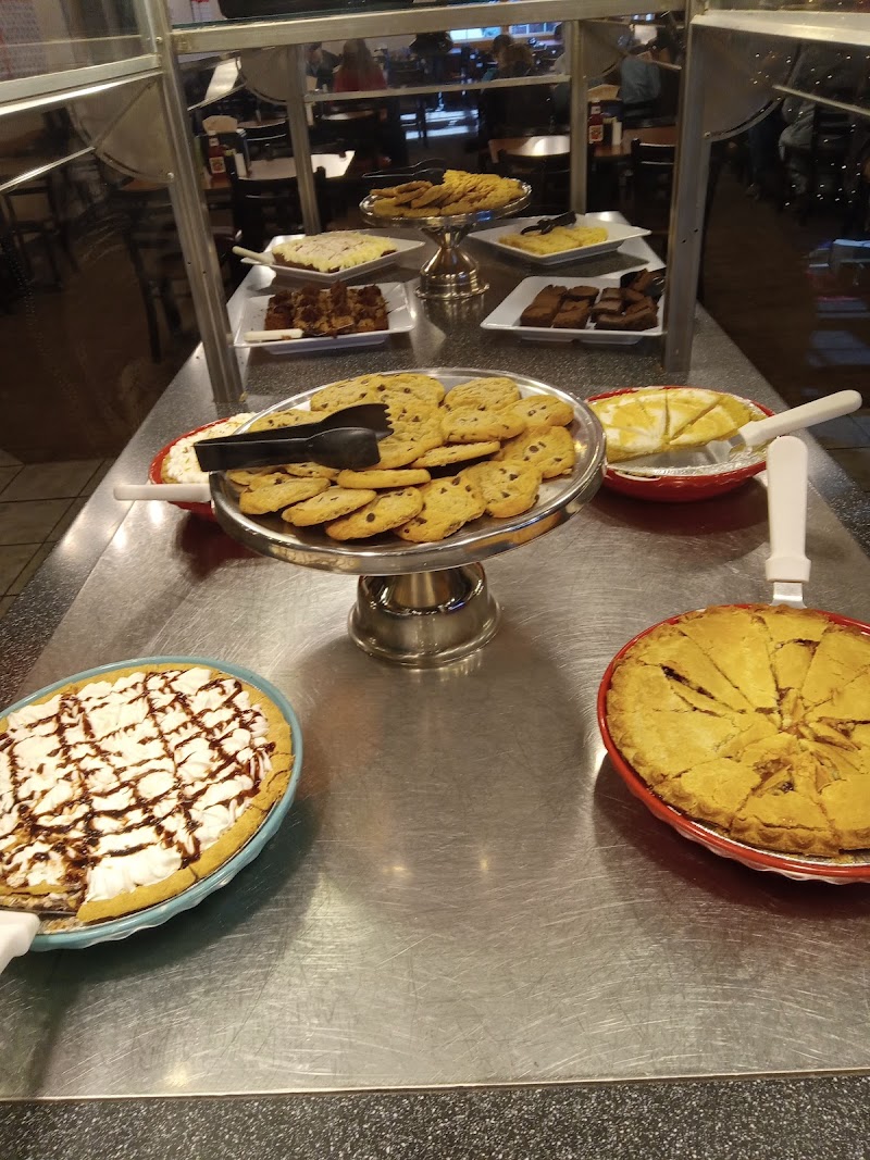 Murray’s Buffet & Grill - photo 3