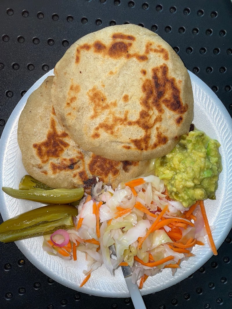 Da Munchiezz Catering - photo 3