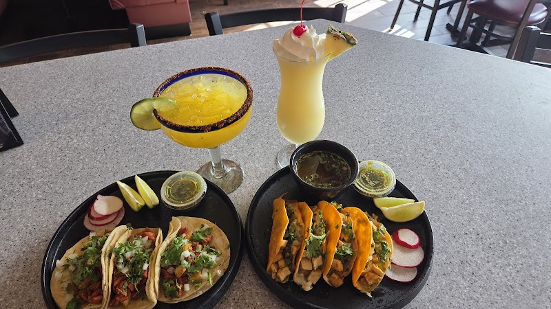 El Rey Mexitalia Restaurant - photo 2