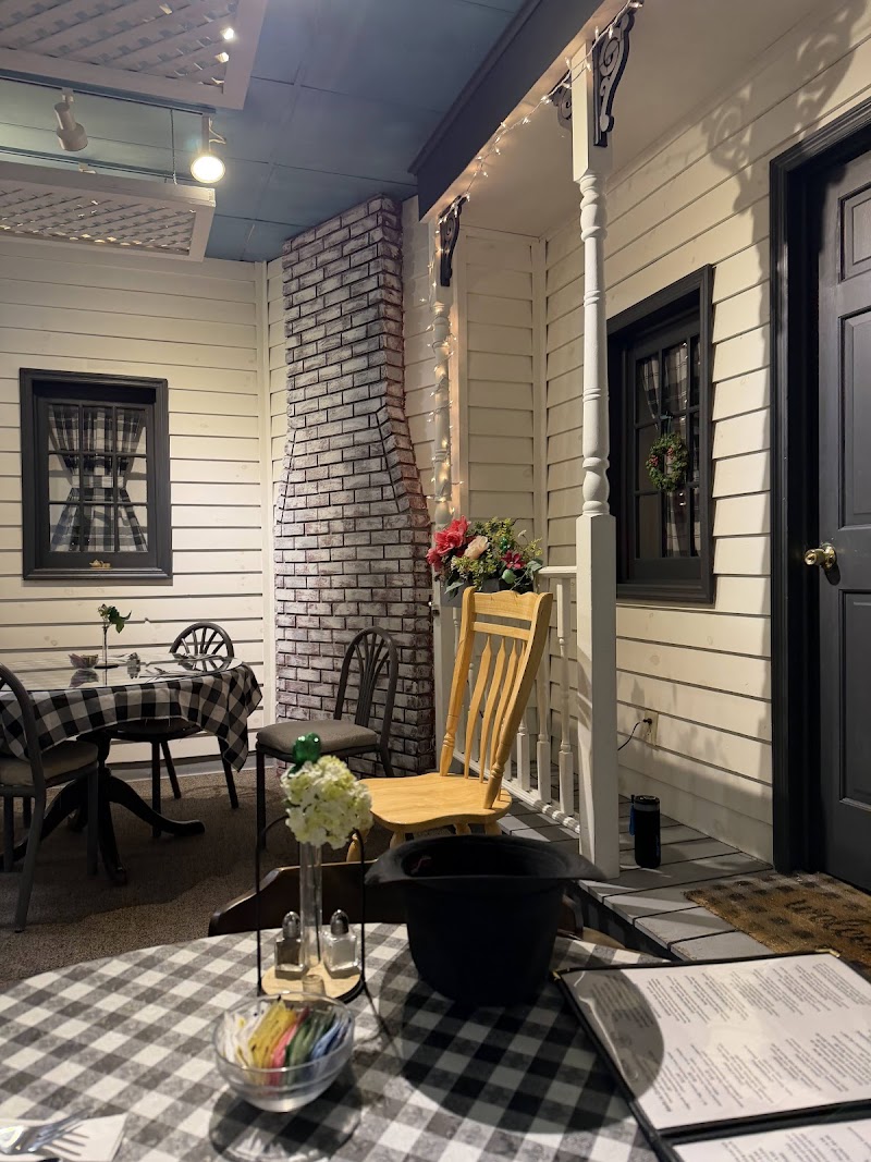 Roots Cafe & Giftique - photo 4