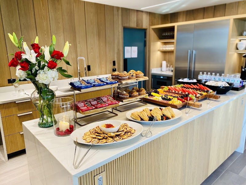 Mona's Cuisine LLC - photo 3
