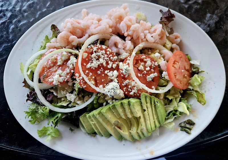 Bud's Seafood Grille - photo 2
