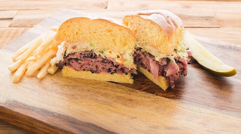 Miracle Mile Deli - Catering in Phoenix, Arizona