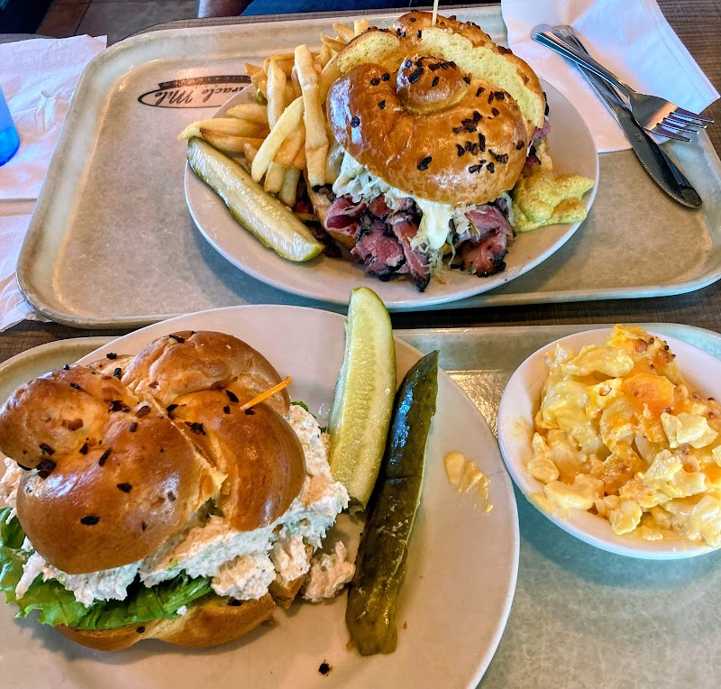 Miracle Mile Deli - photo 3