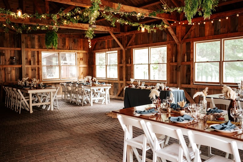 Maine Lakeside Cabins & Events - photo 3