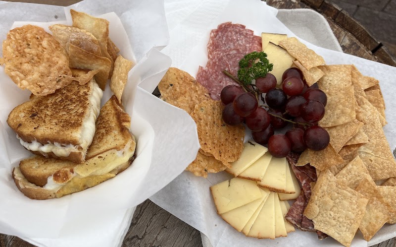 Underdog Cheese Food Truck - photo 3