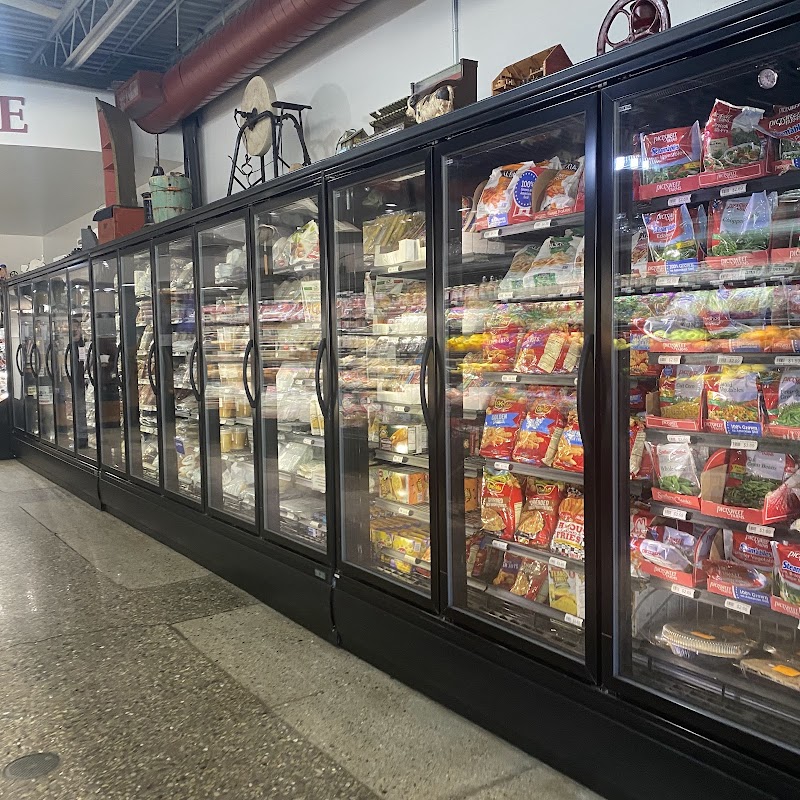 Bunzel's Meat Market and Catering - photo 5