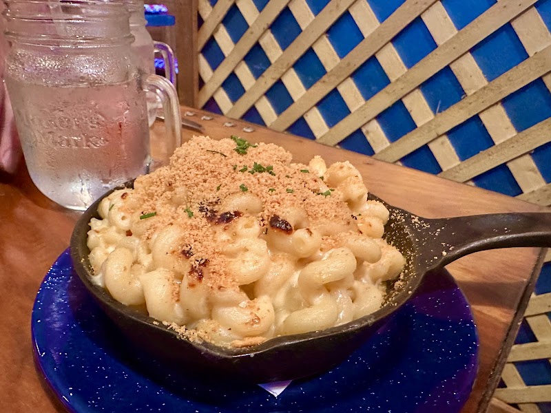 Sally's Southern & BBQ - photo 3