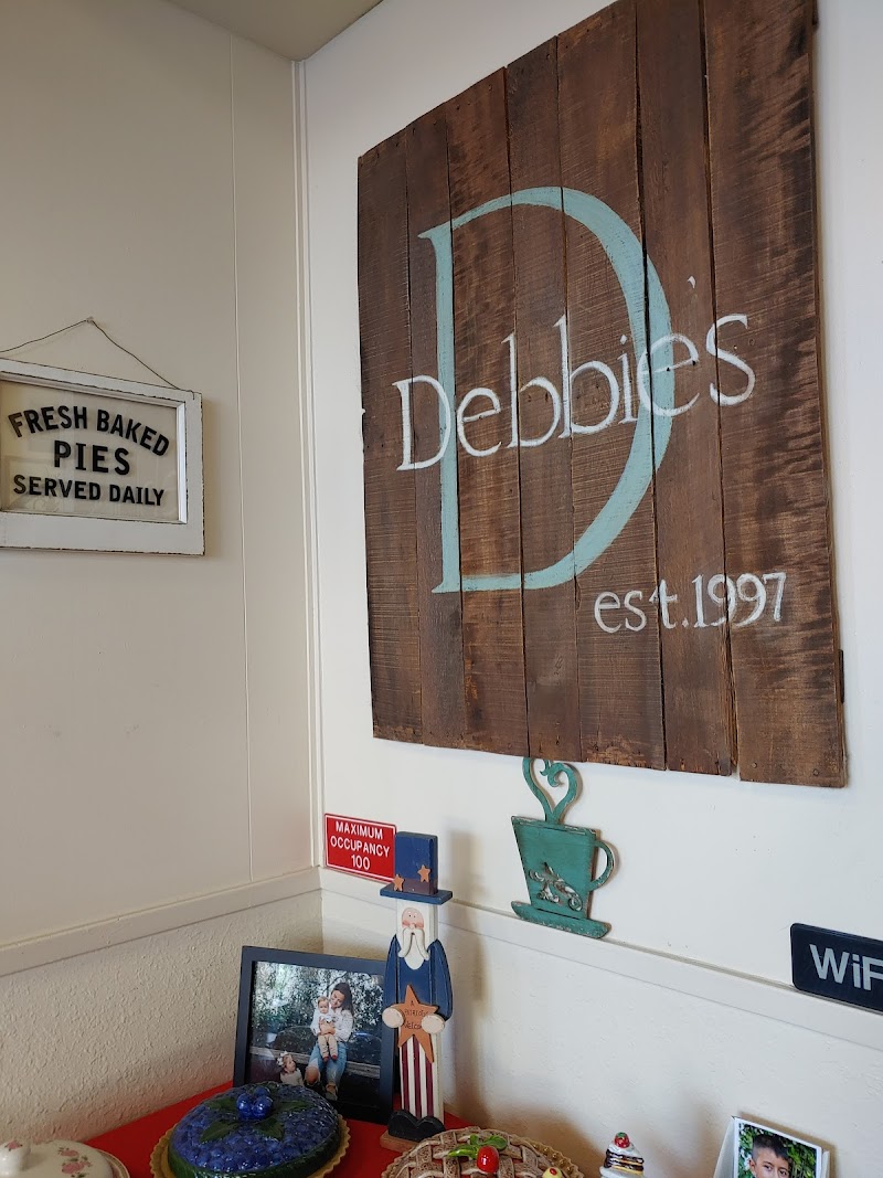 Debbie's Restaurant & Pie Shoppe - photo 2
