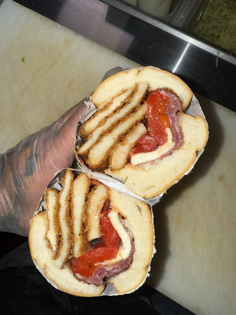 Lola's Italian Kitchen & Market - photo 2